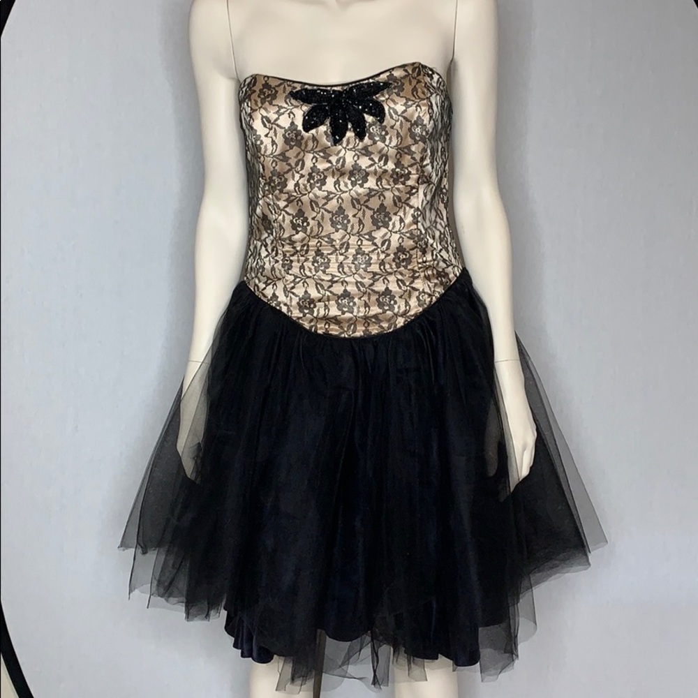 Vintage Gunne Sax strapless lace and tulle dress needs work - Picture 1 of 15